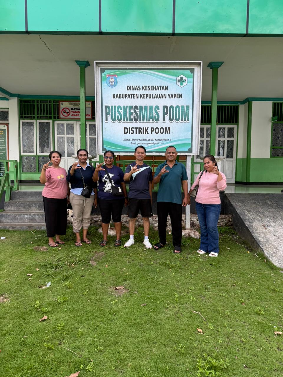 Direktur RSUD Jayapura Melakukan Kunjungan Kerja Di Puskesmas Poom, Kepulauan Yapen