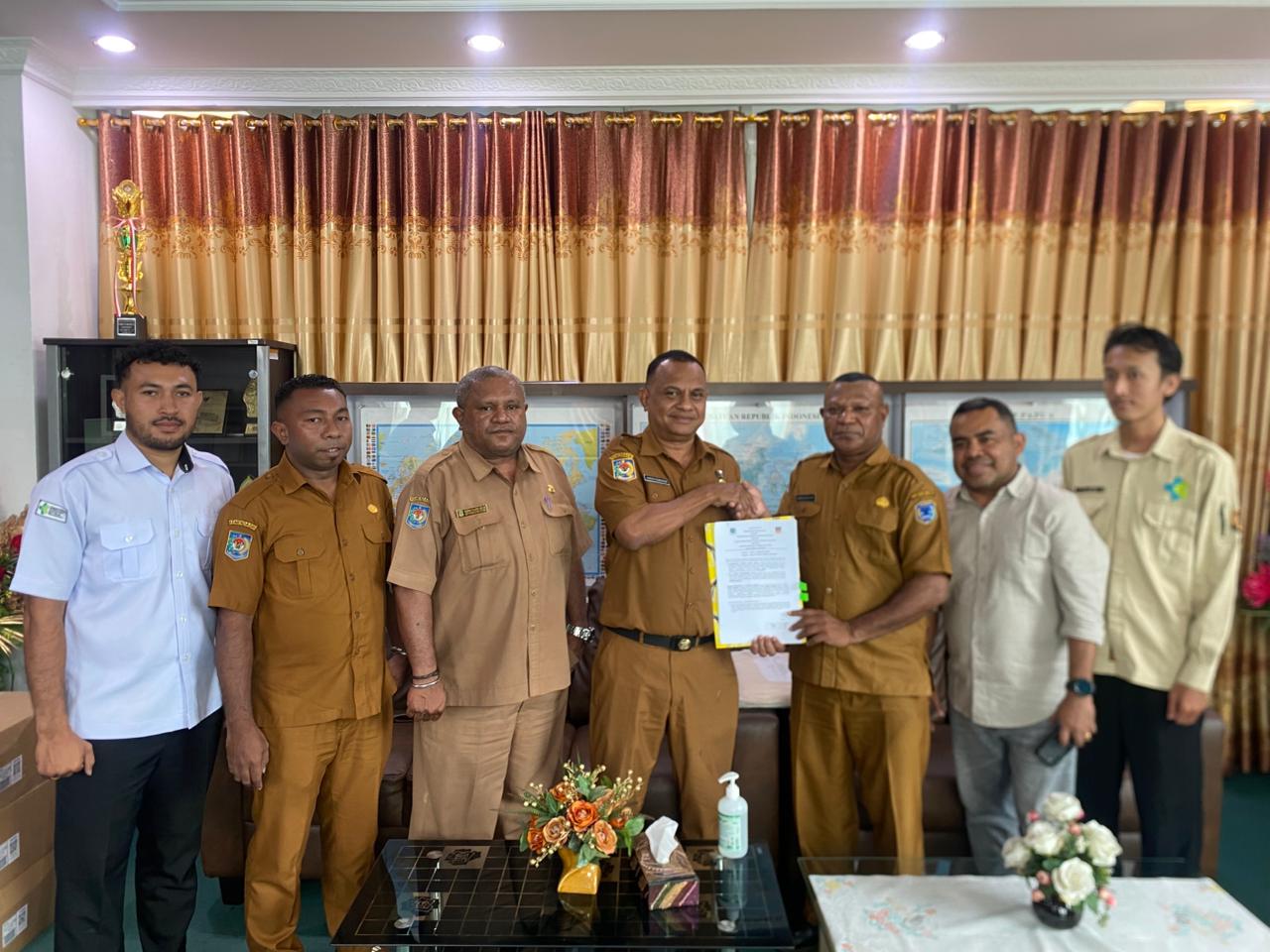 Penandatanganan MOU RSUD Jayapura dengan Pemerintah Kabupaten Sarmi Terkait Pelayanan Rujukan Pasien 